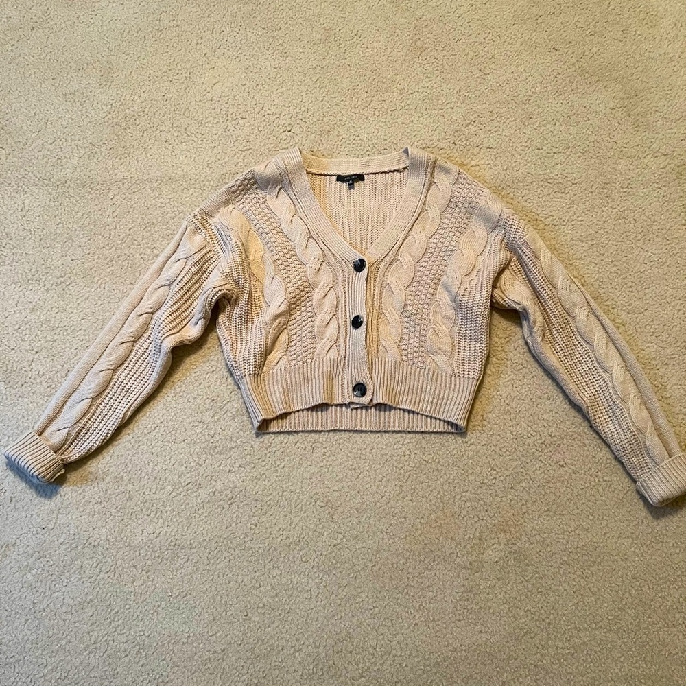 NWOT Cropped Cardigan 💕